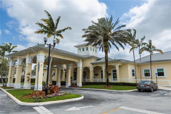 Caribbean Isles Villas, 2665 NE 4th St #104, Homestead, Florida 33033, image 1
