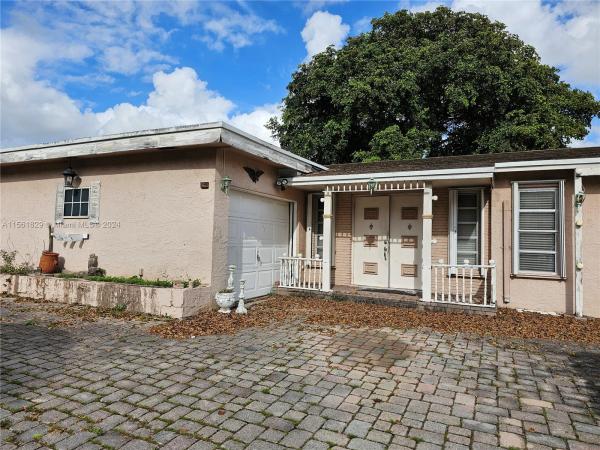 Twin Lakes, 3220 NW 120th Way, Sunrise, Florida 33323, image 2