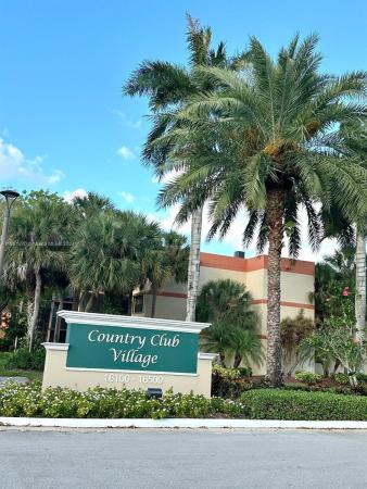 Country Club Village, 16475 Golf Club Rd #111, Weston, Florida 33326, image 2