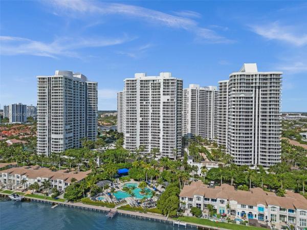 Atlantic 2 At The Point, 21150 NE 38th Ave #2804, Aventura, Florida 33180, image 3