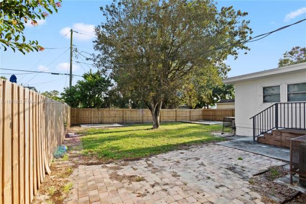 Willfred Park, 810 El Vedado, West Palm Beach, Florida 33405, image 3
