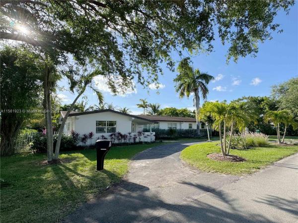 Hill Top Manor, 12900 SW 74th Ave, Pinecrest, Florida 33156, image 1