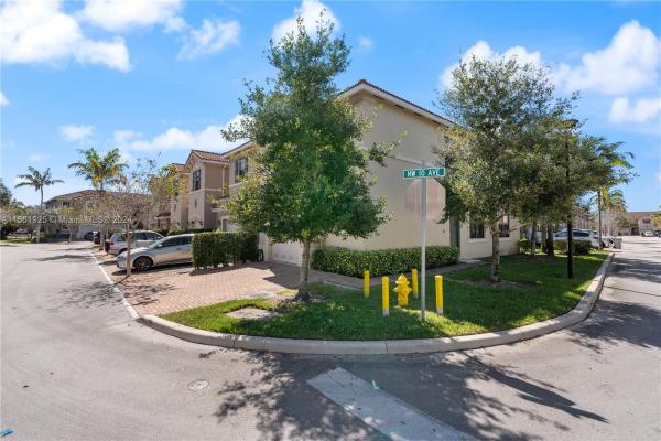 Madison Place, 3351 NW 10th Ave #3351, Pompano Beach, Florida 33064, image 1