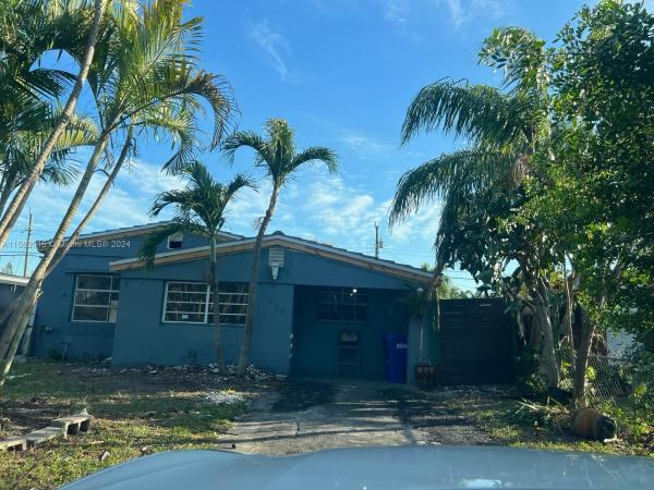 Fulford By The Sea, 1524 NE 182nd St, North Miami Beach, Florida 33162, image 2