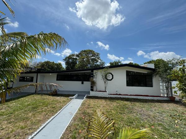Cravero Cloverleaf Estates, 810 NW 170th Ter, Miami Gardens, Florida 33169, image 3