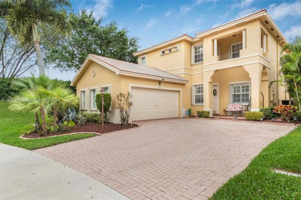 Villa Sorrento, 5704 NW 121st Ave, Coral Springs, Florida 33076, image 1