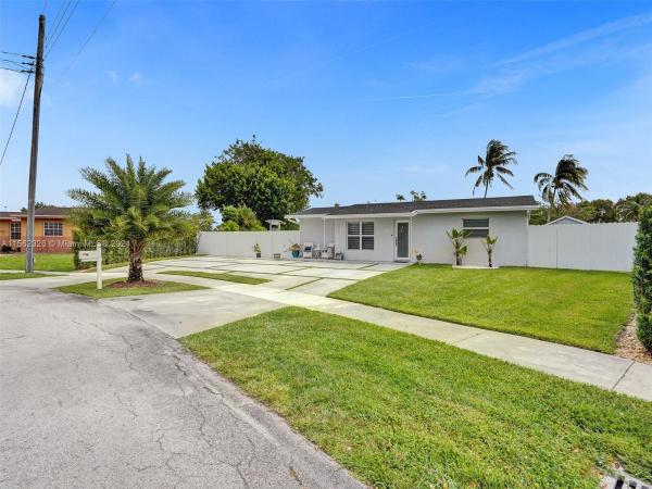 Palm Springs North Residential, 17425 NW 77th Ct, Palm Springs North, Florida 33015, image 2