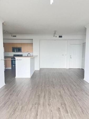 Montecito Palm Beach, 616 Clearwater Park Rd #504, West Palm Beach, Florida 33401, image 3