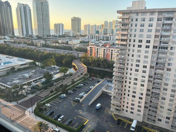 Winston Towers 200, 251 174th St #2010, Sunny Isles Beach, Florida 33160, image 1