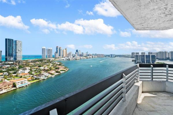 Mystic Pointe Tower 200, 19101 Mystic Pointe Dr #2512, Aventura, Florida 33180, image 3