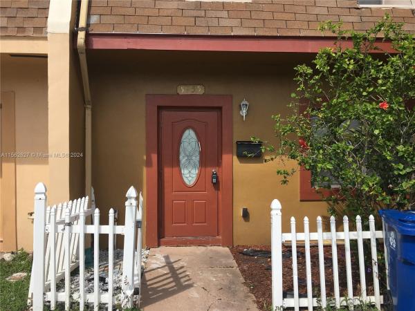 Sunrise Towne, 5955 NW 24th Ct, Sunrise, Florida 33313, image 3