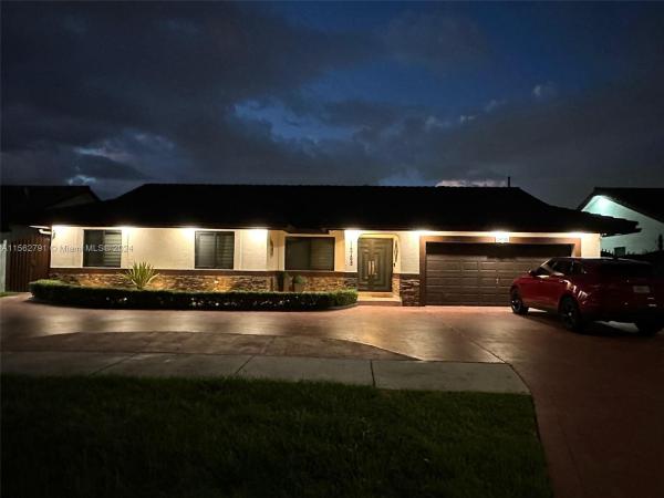 Richmond West No HOA, 14785 SW 168th Ter, Richmond West, Florida 33187, image 3
