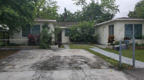 Hoppers Garden Tracts, 721 SW 5th Ct, Hallandale Beach, Florida 33009, image 1