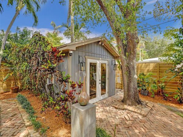 Victoria Highlands, 700 N Victoria Park Rd, Fort Lauderdale, Florida 33304, image 2