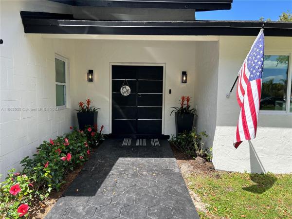 Calusa Club Estates, 9070 SW 134th Pl, The Crossings, Florida 33186, image 3