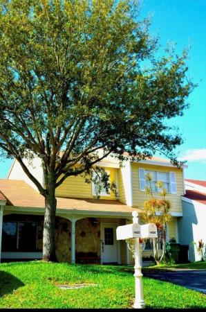 Hickory Lane Country Villas At Country Walk, 14530 SW 142nd Place Cir 0, Country Walk, Florida 33186, image 3