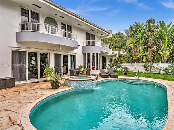 Golden Beach, 616 Ocean Blvd, Golden Beach, Florida 33160, image 1