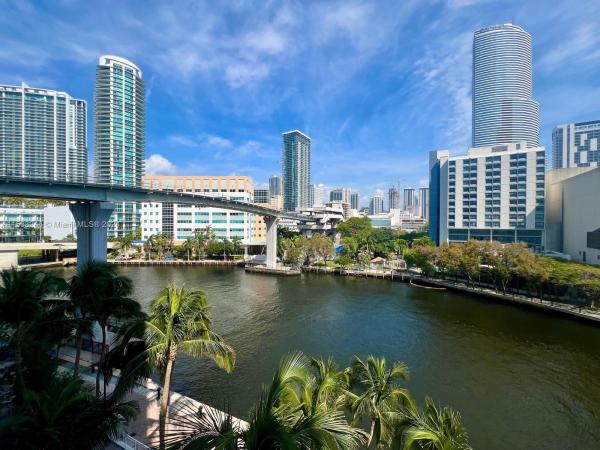 Brickell On The River North Tower, 31 SE 5th St #602, Miami, Florida 33131, image 1