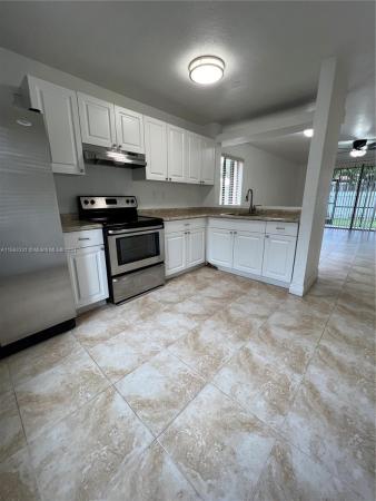 Fontana Point, 8245 NW 191st St #2-B, Hialeah, Florida 33015, image 3