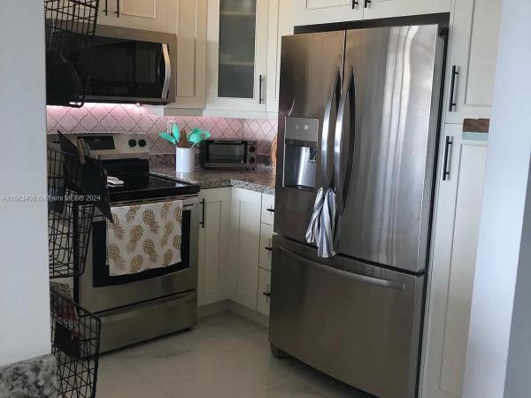 Harding Hall, 8233 Harding Ave #707, Miami Beach, Florida 33141, image 3
