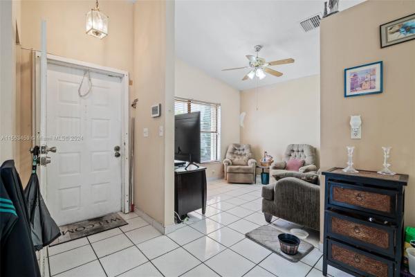 Westwind Lakes Garden Homes, 6720 SW 152nd Pl #20-29, Kendall West, Florida 33193, image 2