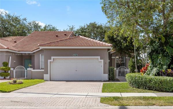 Regency Homes At Fairway Isles, 7960 S Aragon Blvd #3, Sunrise, Florida 33322, image 1