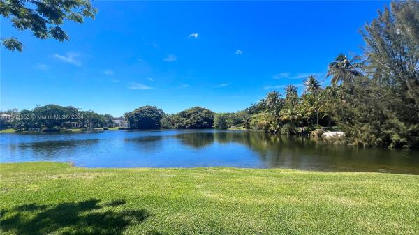 Snapper Creek Lakes, 10600 Lakeside Dr, Coral Gables, Florida 33156, image 1