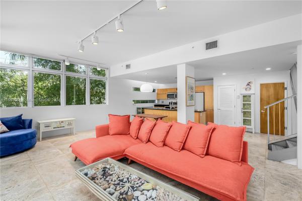 South Beach Bay, 1577 Bay Rd #205, Miami Beach, Florida 33139, image 3