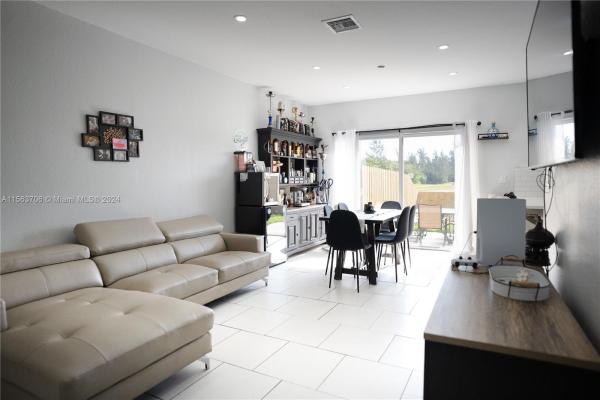Santa Barbara, 21429 SW 85th Ave, Cutler Bay, Florida 33189, image 3