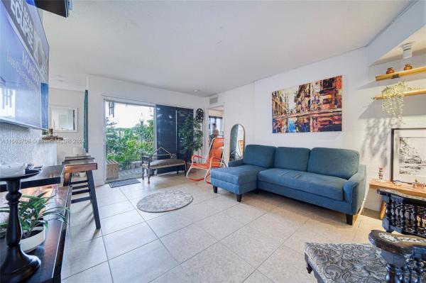 Cutler Lakes, 21150 SW 87th Ave #102, Cutler Bay, Florida 33189, image 2