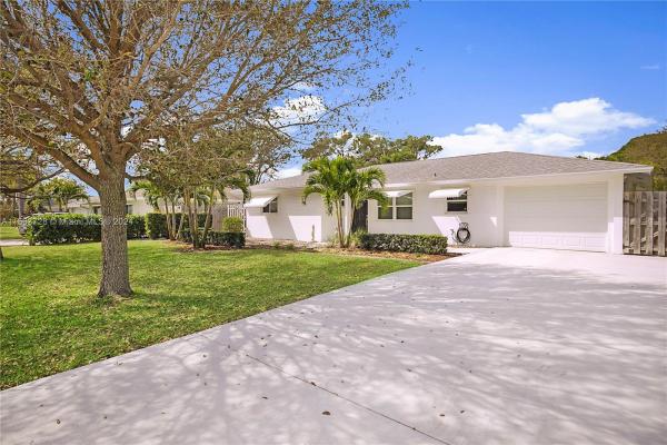 Riverside Drive Park, 1519 Summer Ave, Jupiter, Florida 33469, image 2