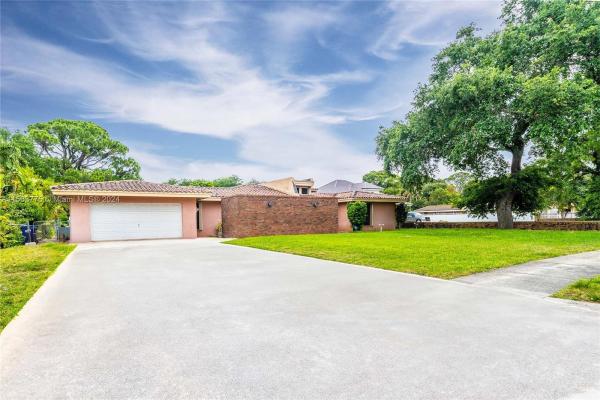Sunny Isles Inland, 18101 NW 19th Ave, Miami Gardens, Florida 33056, image 1