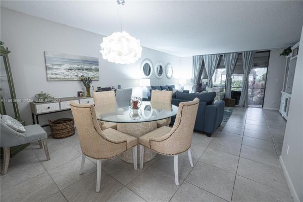 Horizons Of Inverrary, 7050 NW 44th St #104, Lauderhill, Florida 33319, image 1