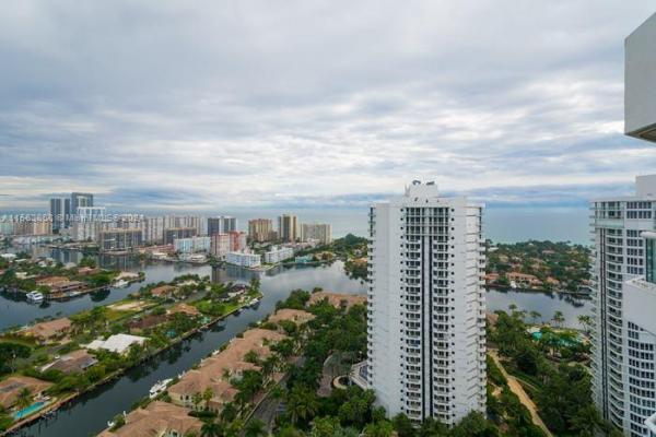 North Tower At The Point, 21205 Yacht Club Dr #3209, Aventura, Florida 33180, image 1