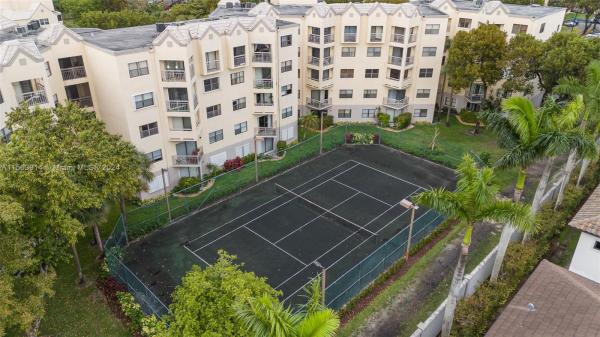 Las Vistas At Doral, 8290 Lake Dr #307, Doral, Florida 33166, image 1