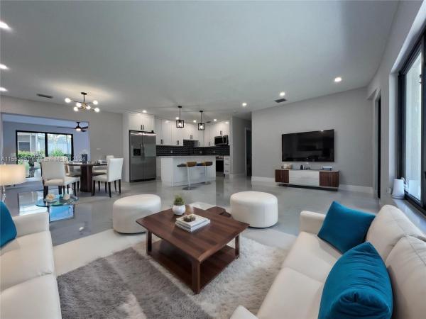 Cravero Lake Shore Estates, 1261 Little River Dr, Pinewood, Florida 33147, image 3