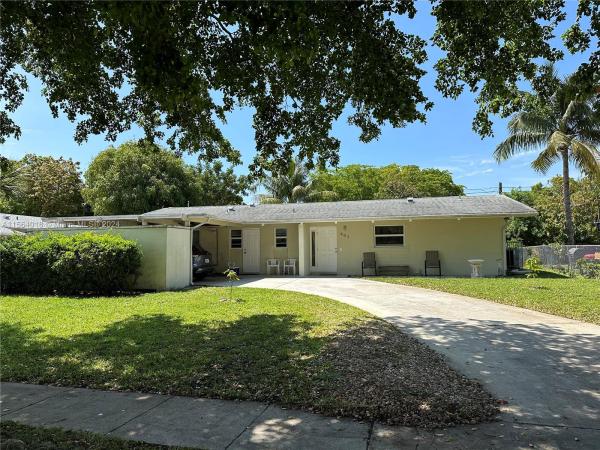 Palm Beach Lakes South, 407 Ontario Pl, West Palm Beach, Florida 33409, image 3