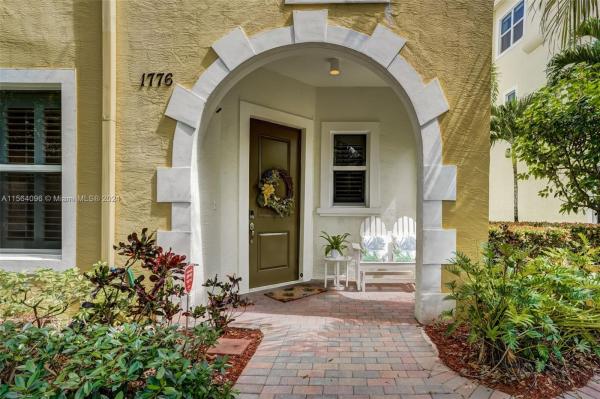 Centra Falls West, 1776 NW 124th Pl, Pembroke Pines, Florida 33028, image 1