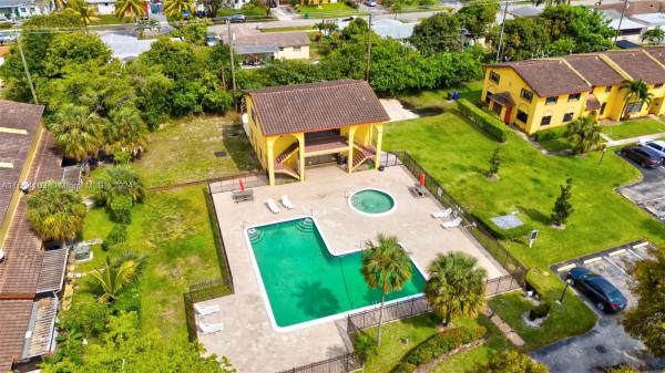 The Colonies 1, 2645 NW 47th Ter #303, Lauderdale Lakes, Florida 33313, image 3