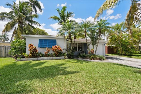 Orangebrook Golf Estates, 702 N 31st Rd, Hollywood, Florida 33021, image 1