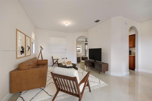 Garden Estates, 11868 SW 153rd Ct #., The Hammocks, Florida 33196, image 3