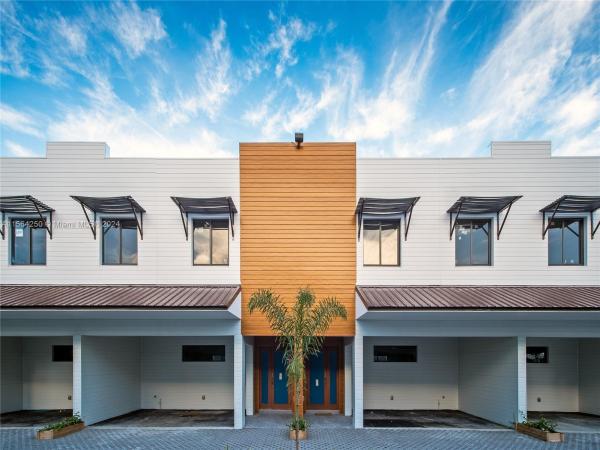 Alphaville, 916 NW 8th St #4, Florida City, Florida 33034, image 1