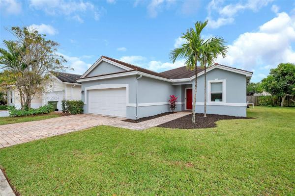 Antigua At Oasis, 3472 NE 2nd St, Homestead, Florida 33033, image 1