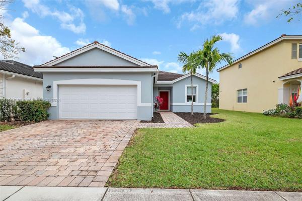 Antigua At Oasis, 3472 NE 2nd St, Homestead, Florida 33033, image 3