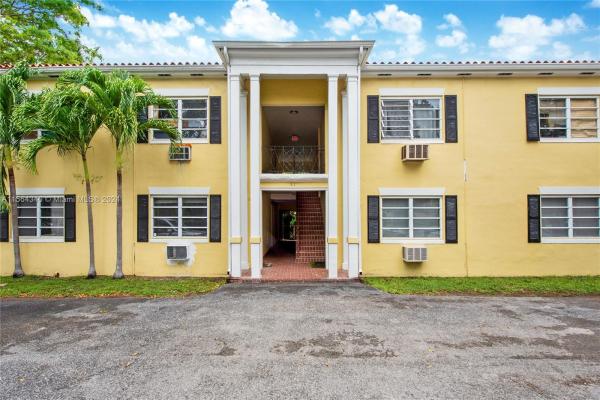 Sunrise Harbour, 51 Edgewater Dr #8, Coral Gables, Florida 33133, image 1