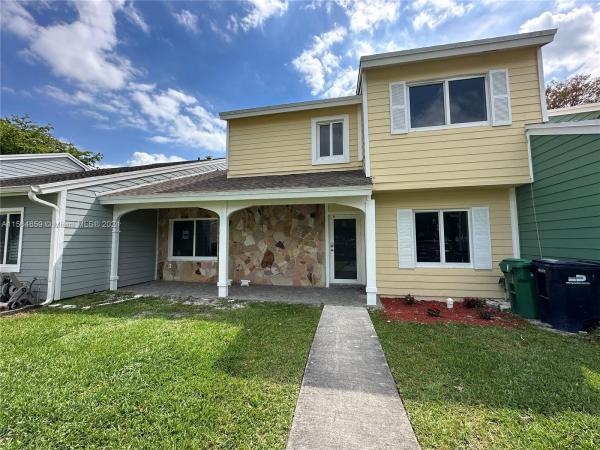 Hickory Lane Country Villas At Country Walk, 14623 SW 143rd Place Cir, Country Walk, Florida 33186, image 1