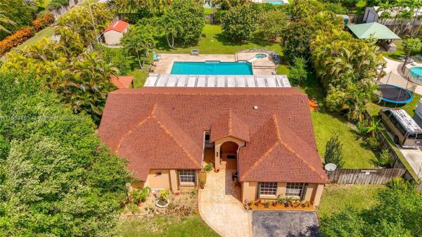 Redlands, 1499 NW 17th St, Homestead, Florida 33030, image 1