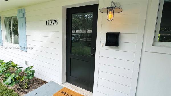 Suniland Terrace Patio Homes, 11775 SW 81st Rd, Pinecrest, Florida 33156, image 3