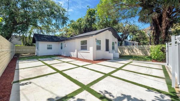 Buena Vista Gardens, 5514 NW 6th Ave, Miami, Florida 33127, image 1
