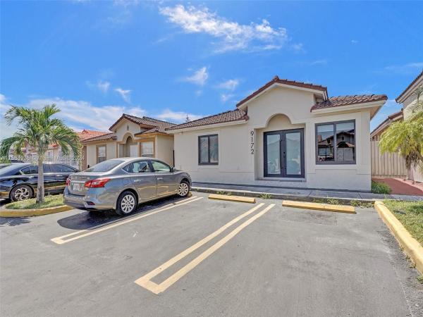Les Fontaines, Hialeah Gardens, Florida 33018, image 1